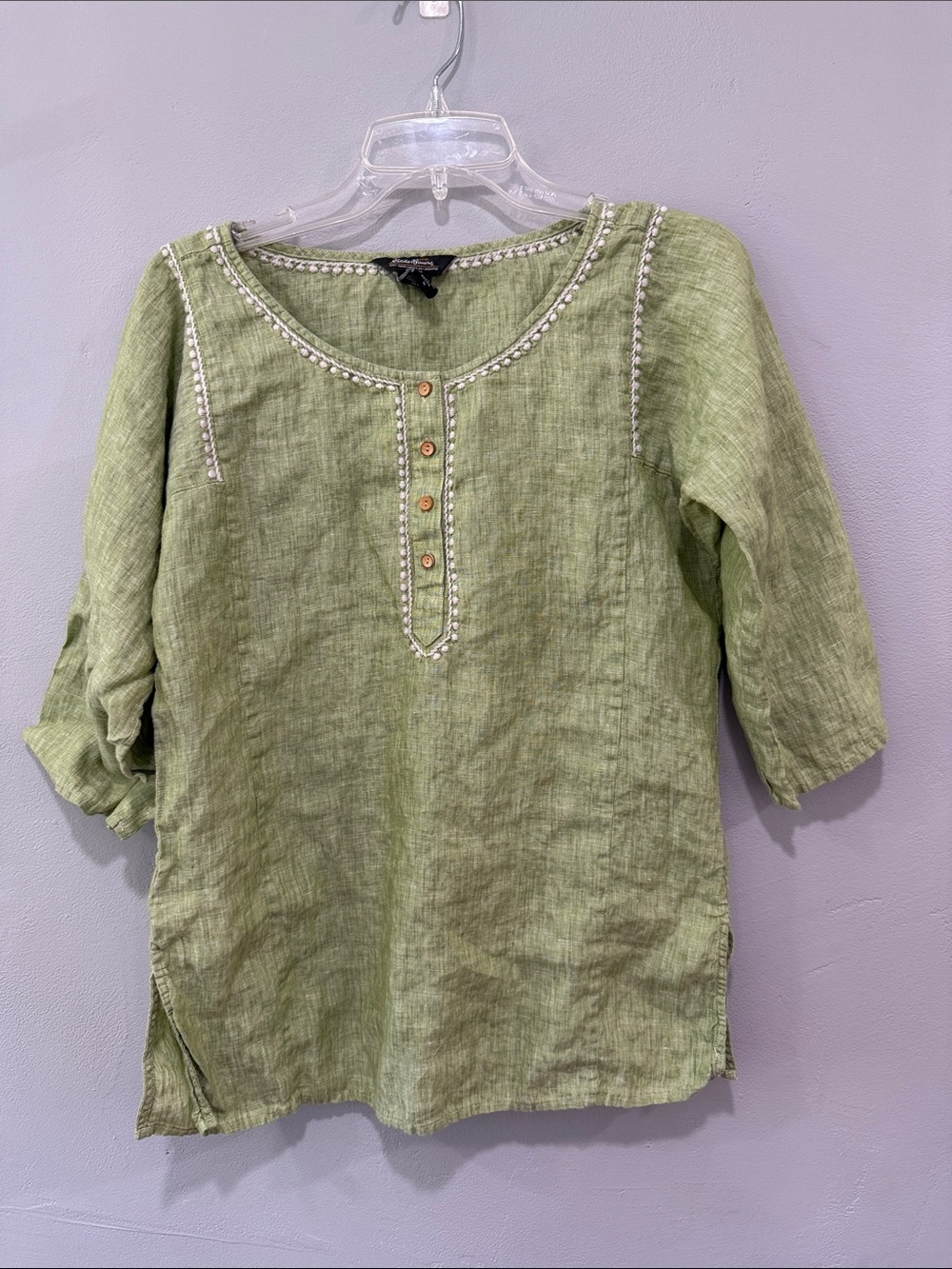 Eddie Bauer Sage Green Embroidered Henley Tunic 100% linen size Medium Petite